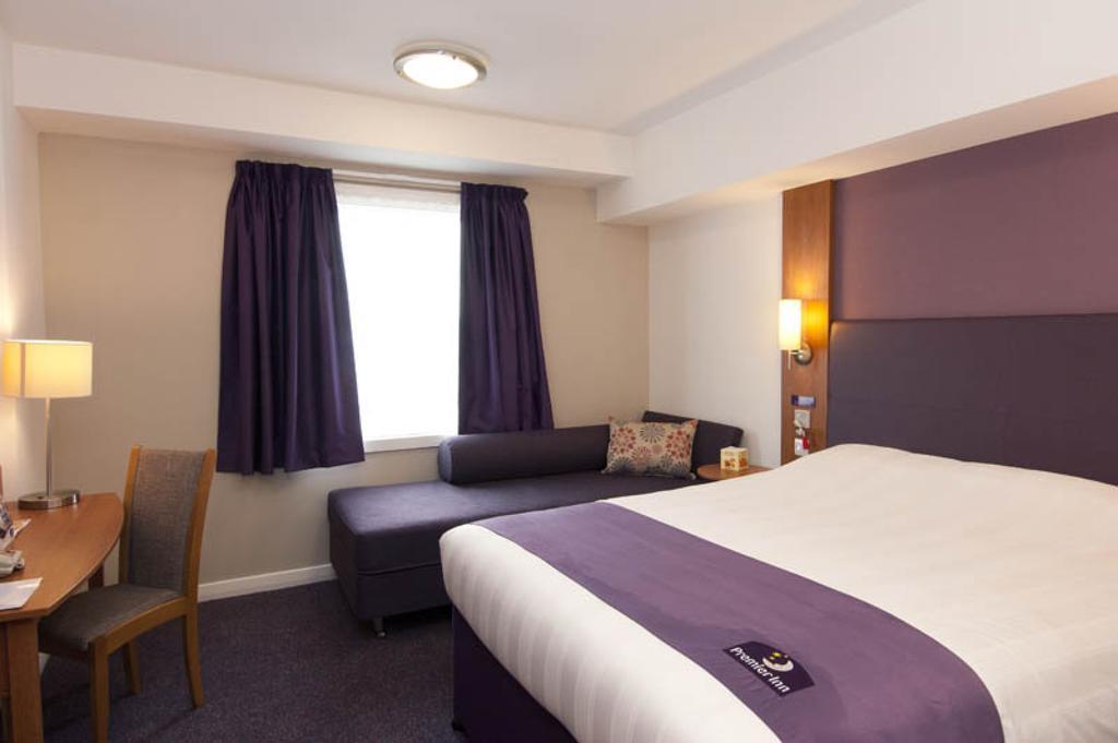 Premier Inn Manchester - Handforth Luaran gambar