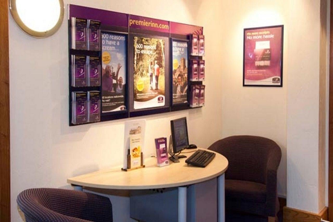 Premier Inn Manchester - Handforth Luaran gambar